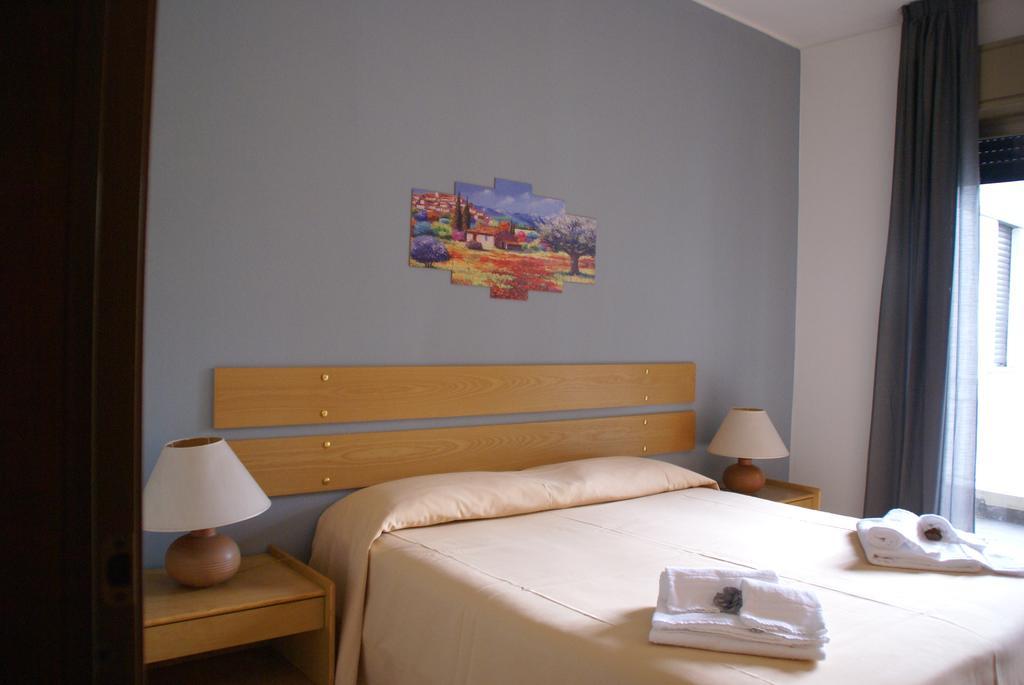 Hotel Rasula Alta Gravina di Catania Zewnętrze zdjęcie