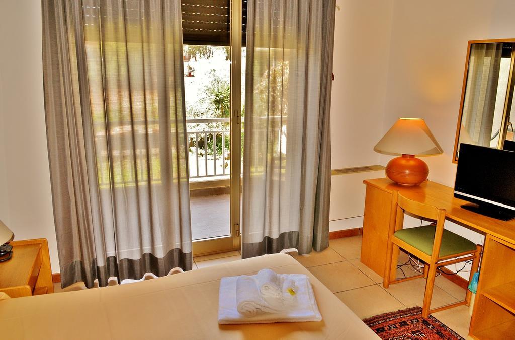 Hotel Rasula Alta Gravina di Catania Zewnętrze zdjęcie