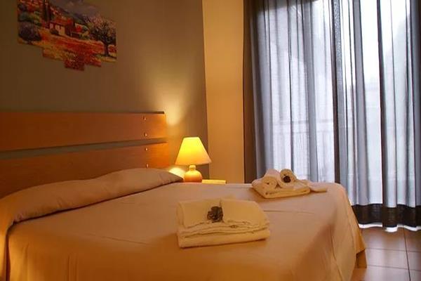Hotel Rasula Alta Gravina di Catania Zewnętrze zdjęcie